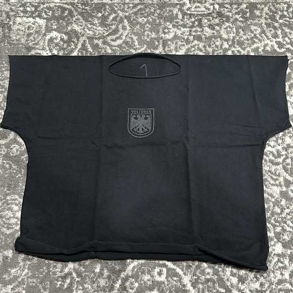 Yeezy ‘Vultures’ Boxy Tee - Picture 2 of 3